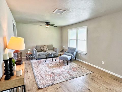 Tiny photo for 510 Sulphur Street, Houston, TX 77034 (MLS # 85160138)