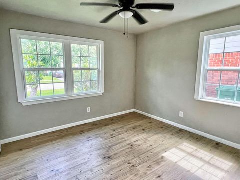 Tiny photo for 510 Sulphur Street, Houston, TX 77034 (MLS # 85160138)