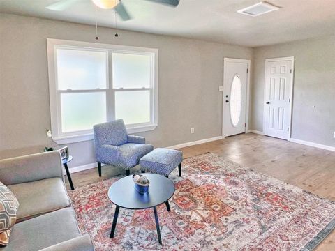 Tiny photo for 510 Sulphur Street, Houston, TX 77034 (MLS # 85160138)