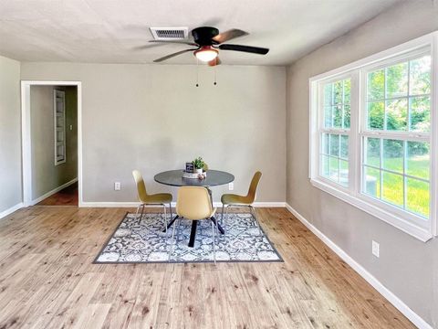 Tiny photo for 510 Sulphur Street, Houston, TX 77034 (MLS # 85160138)