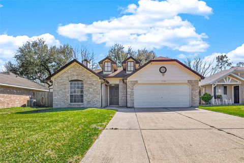Photo of 3109 Deer Trail Drive, Alvin, TX 77511 (MLS # 48361747)