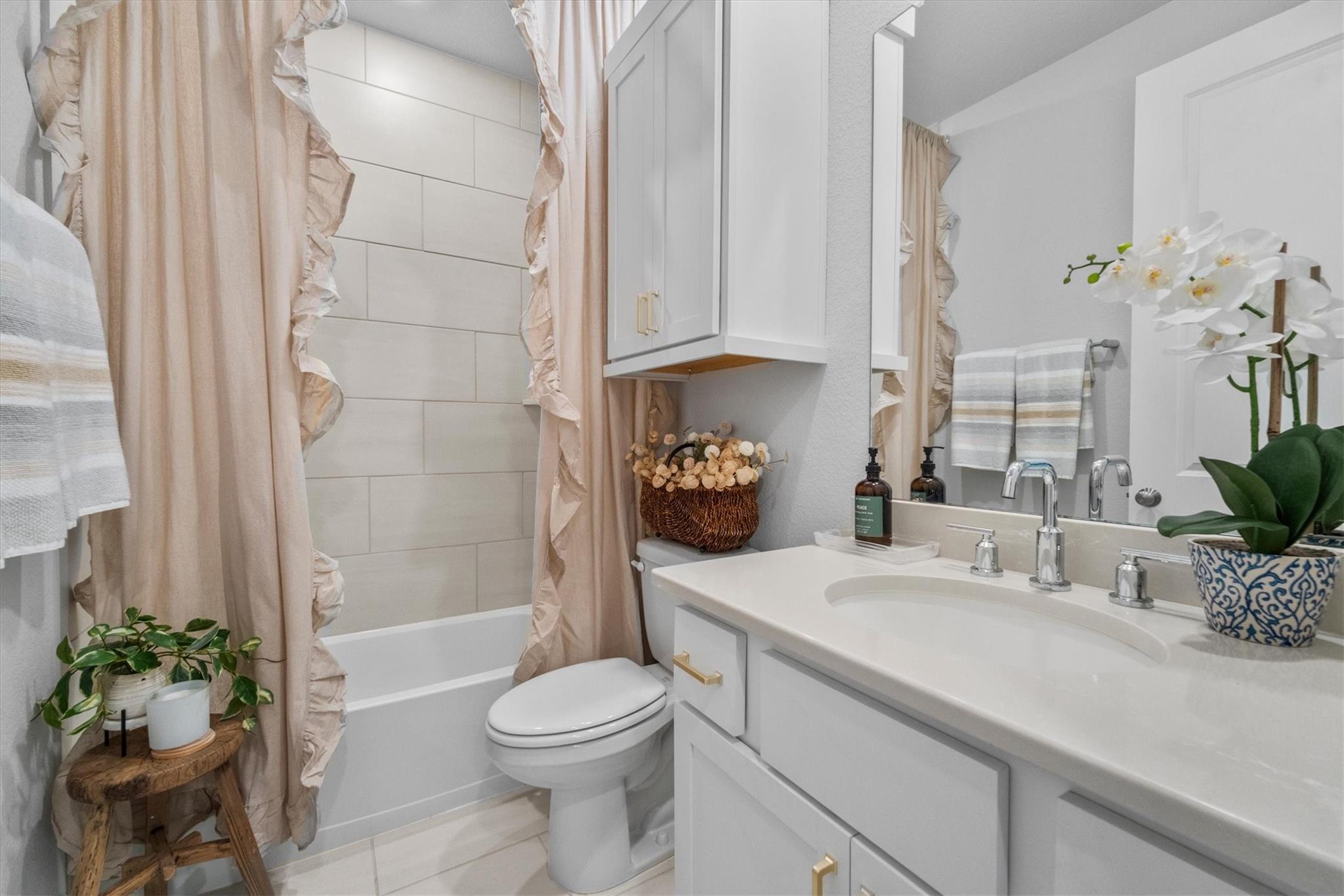 313 Royal Lily Trail