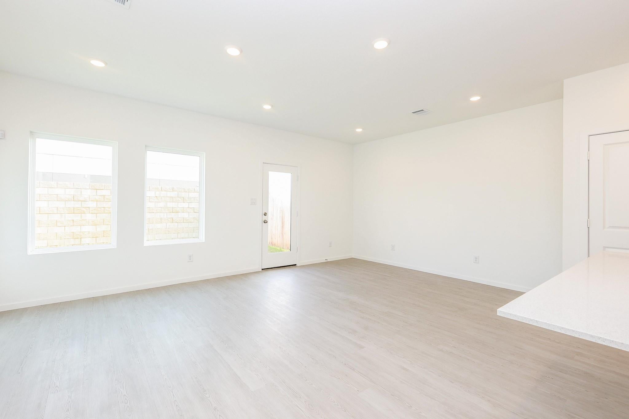 2135 Salinas Drive