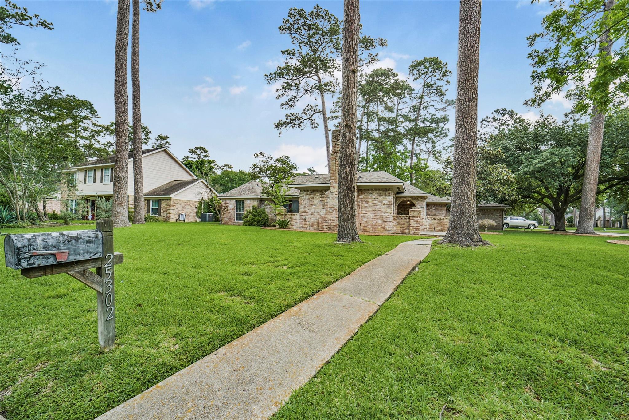 25302 Fairbrook Lane