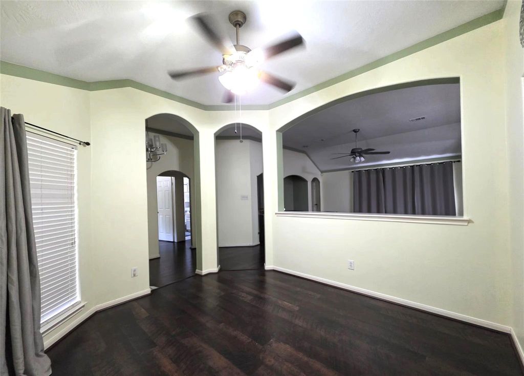 Photo of 17226 Stratford Green Dr Dr, Sugar Land, TX 77498 (MLS # 28018450)