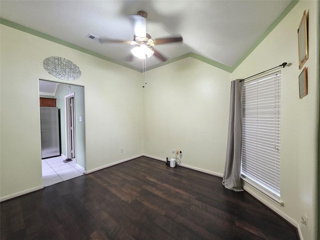 Photo of 17226 Stratford Green Dr Dr, Sugar Land, TX 77498 (MLS # 28018450)
