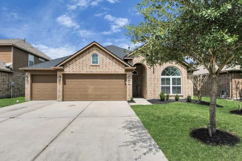 Photo of 6431 Westward Wood Way Way, Humble, TX 77338 (MLS # 59489399)