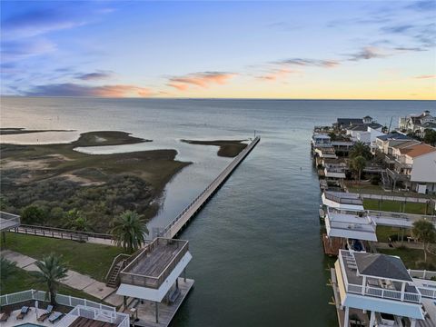 Tiny photo for 22318 Vista Del Mar, Galveston, TX 77554 (MLS # 73545243)