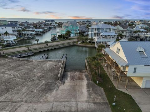 Tiny photo for 22318 Vista Del Mar, Galveston, TX 77554 (MLS # 73545243)