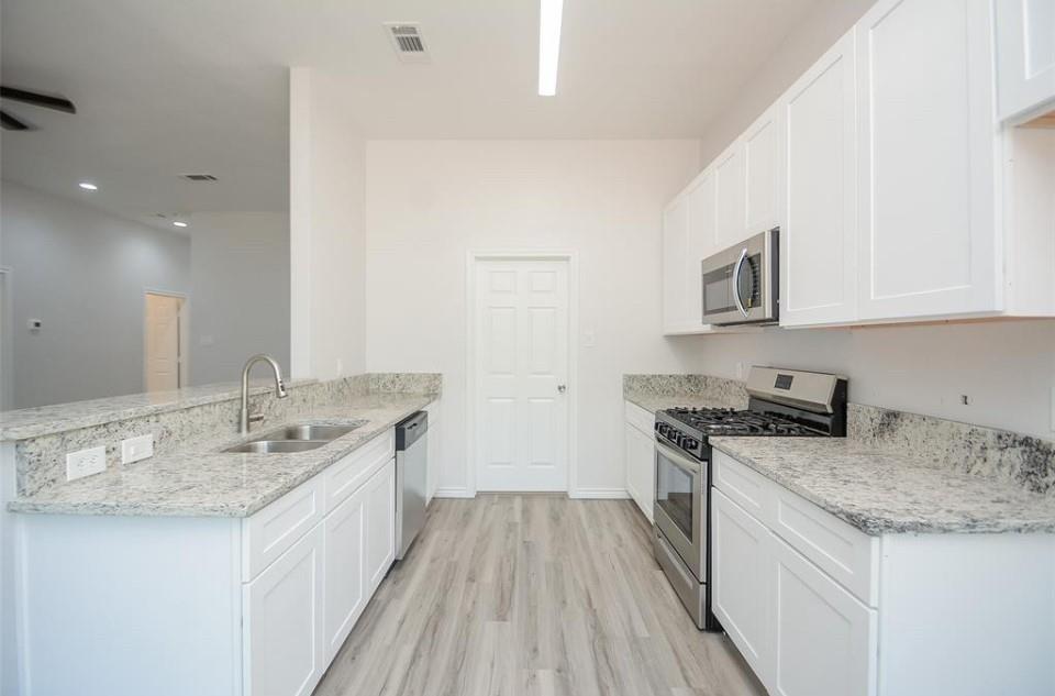 2352 Cedar Place Drive