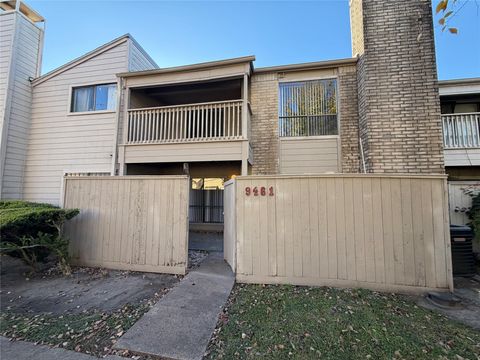 Photo of 9461 Pagewood Lane #9461, Houston, TX 77063 (MLS # 25013179)