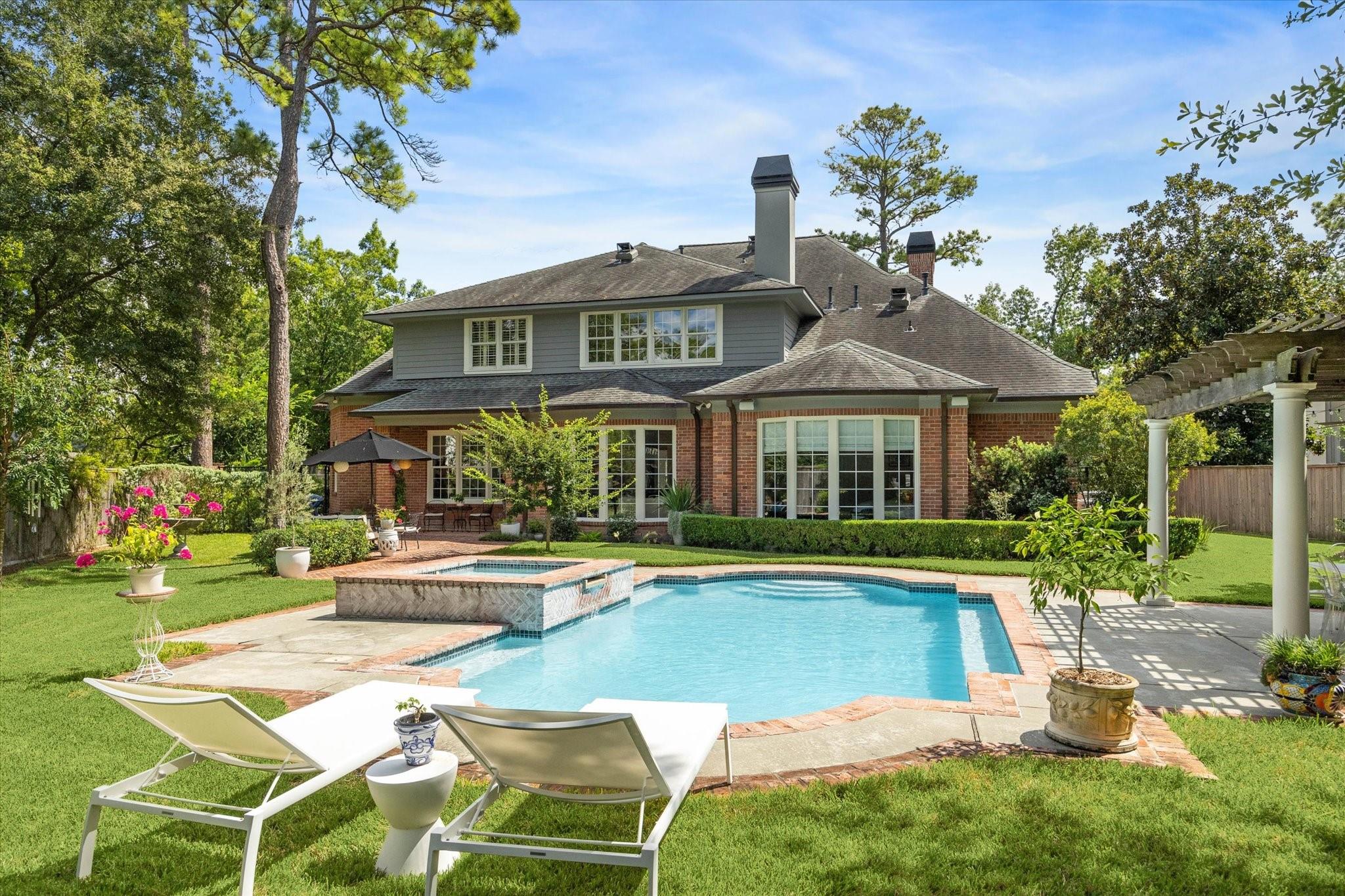 2 Blalock Pines Court