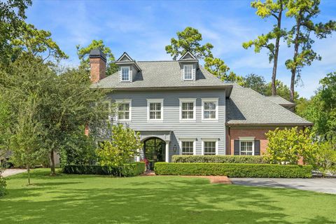 Photo of 2 Blalock Pines Court, Hedwig Village, TX 77024 (MLS # 61321785)