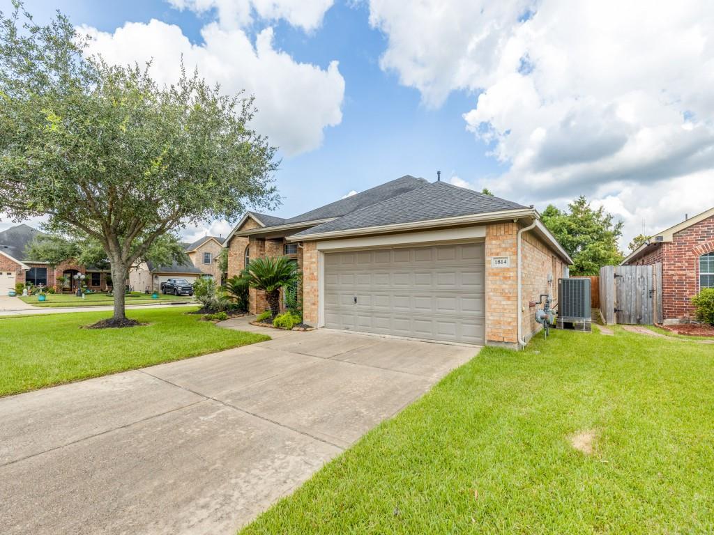 1814 Lancaster Park Court