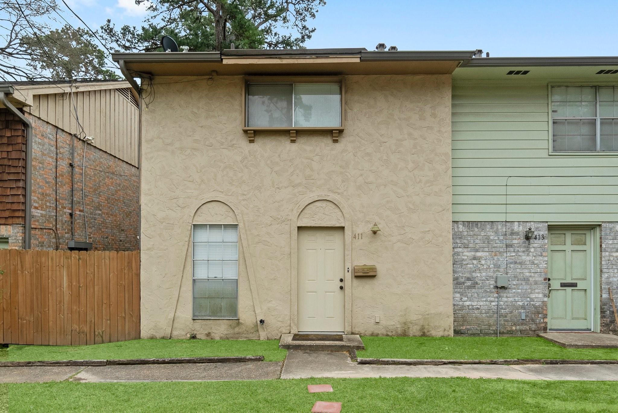 407 W Semands Street