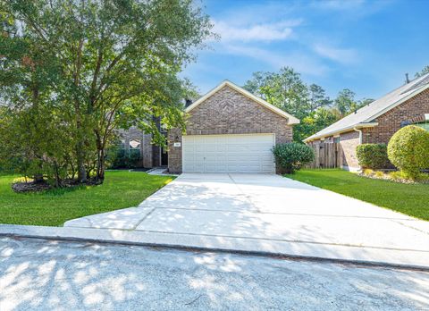 Photo of 150 S Star Ridge Cir Circle, The Woodlands, TX 77382 (MLS # 13685311)