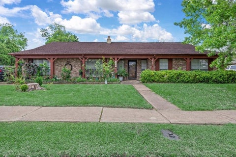 Homes For Sale - 13909 Plantation Valley Drive<br/> Fort Bend County, Houston, TX 77083
