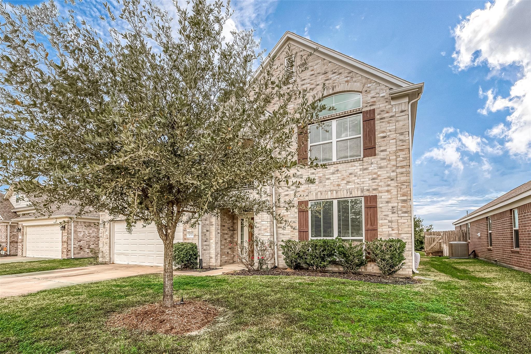 3235 Quarry Place Lane