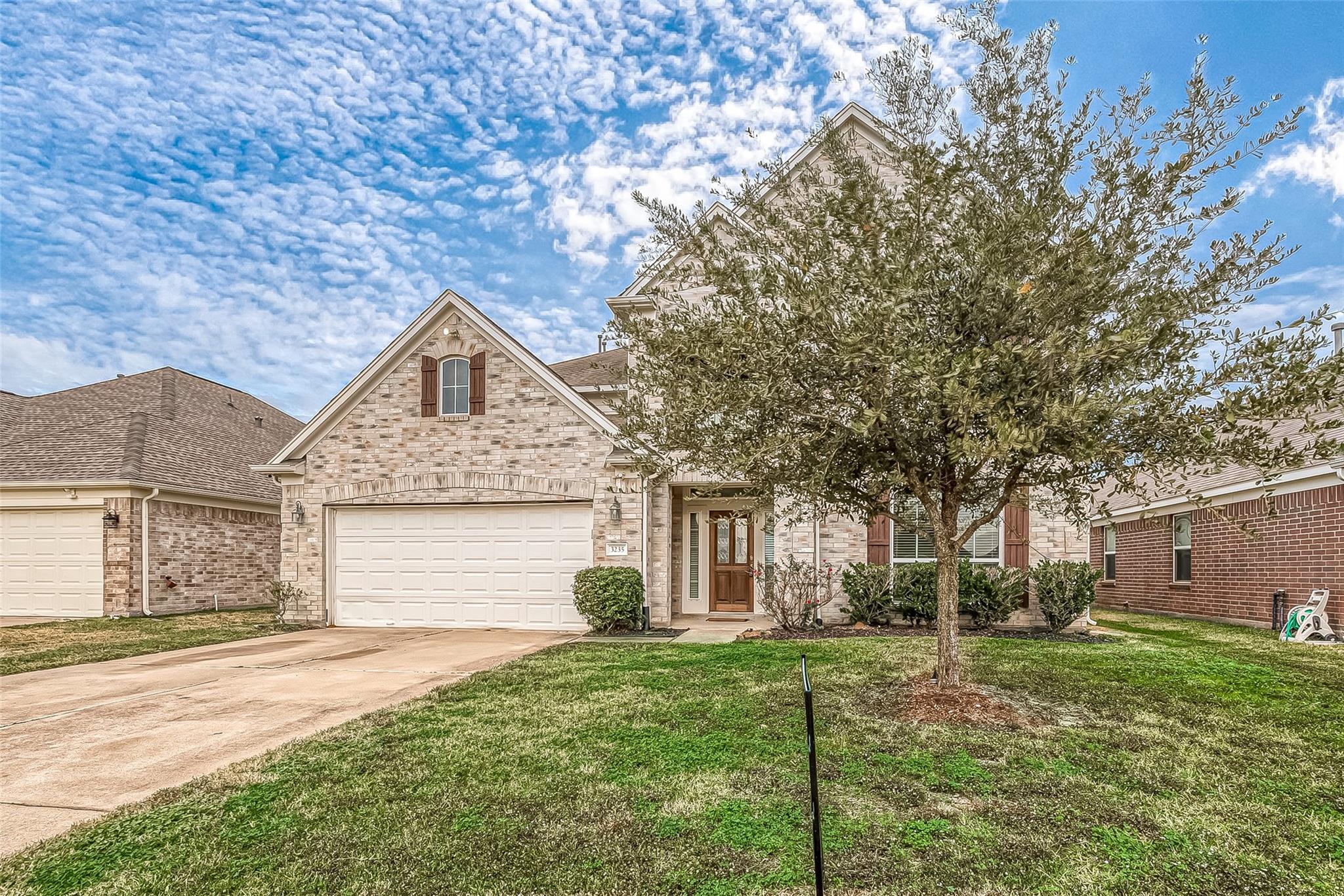 3235 Quarry Place Lane