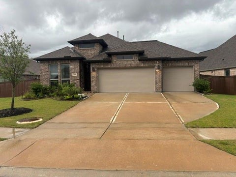 Photo of 5039 Country Meadows Trail, Iowa Colony, TX 77583 (MLS # 54409728)