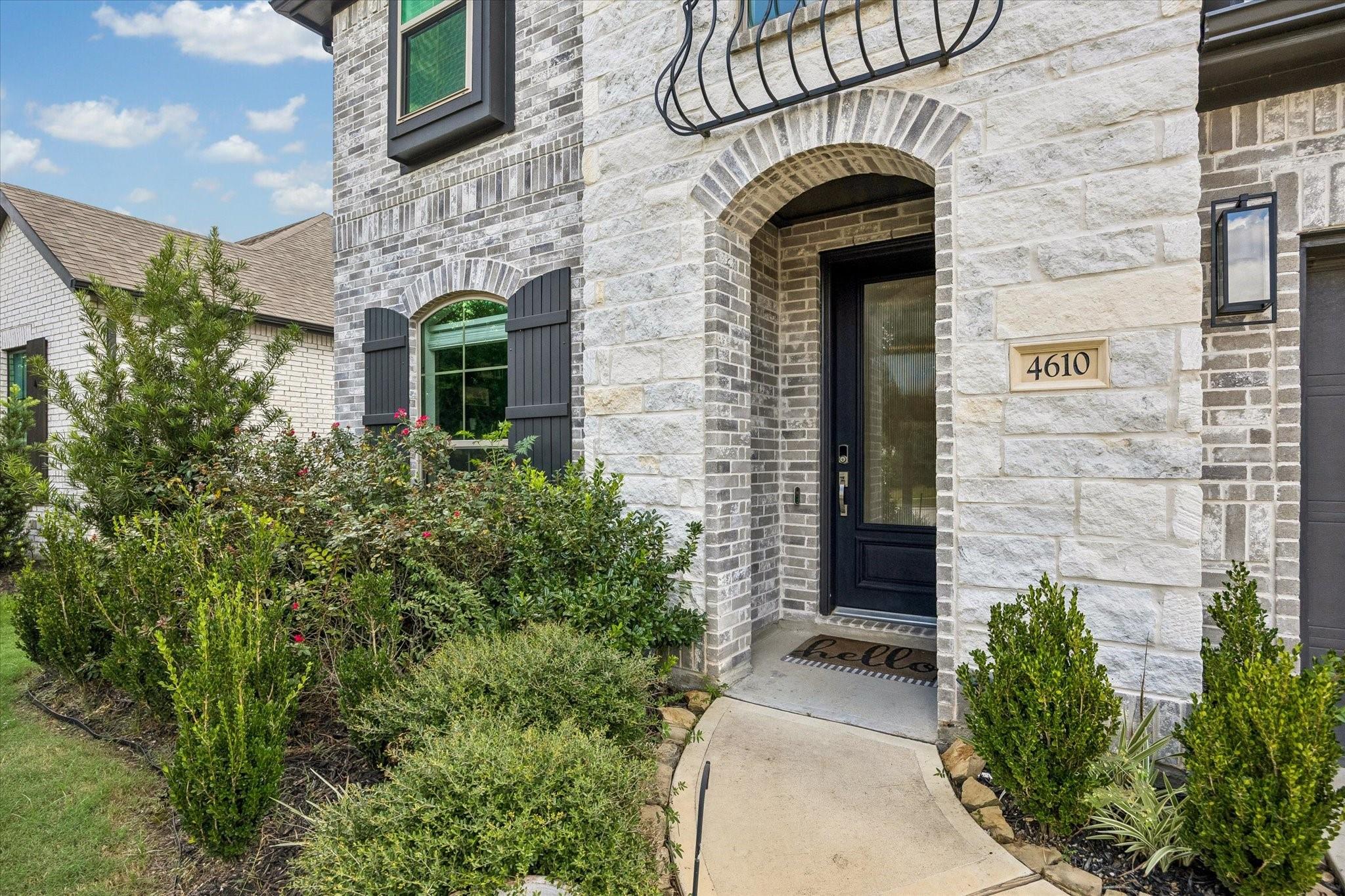 4610 Wax Myrtle Court