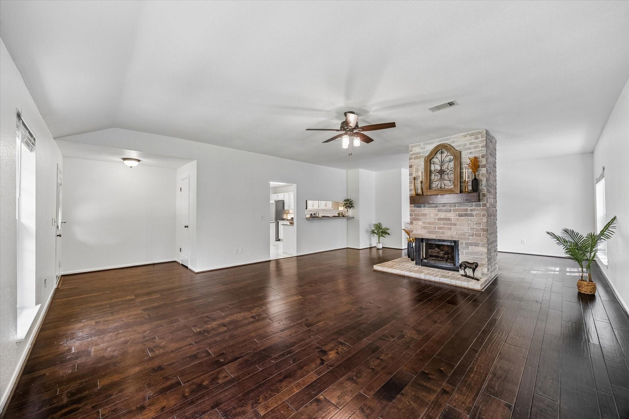 6 Cottage Grove Place