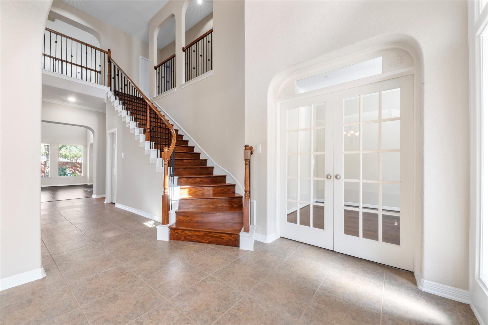 9227 Hummingbird Lane
