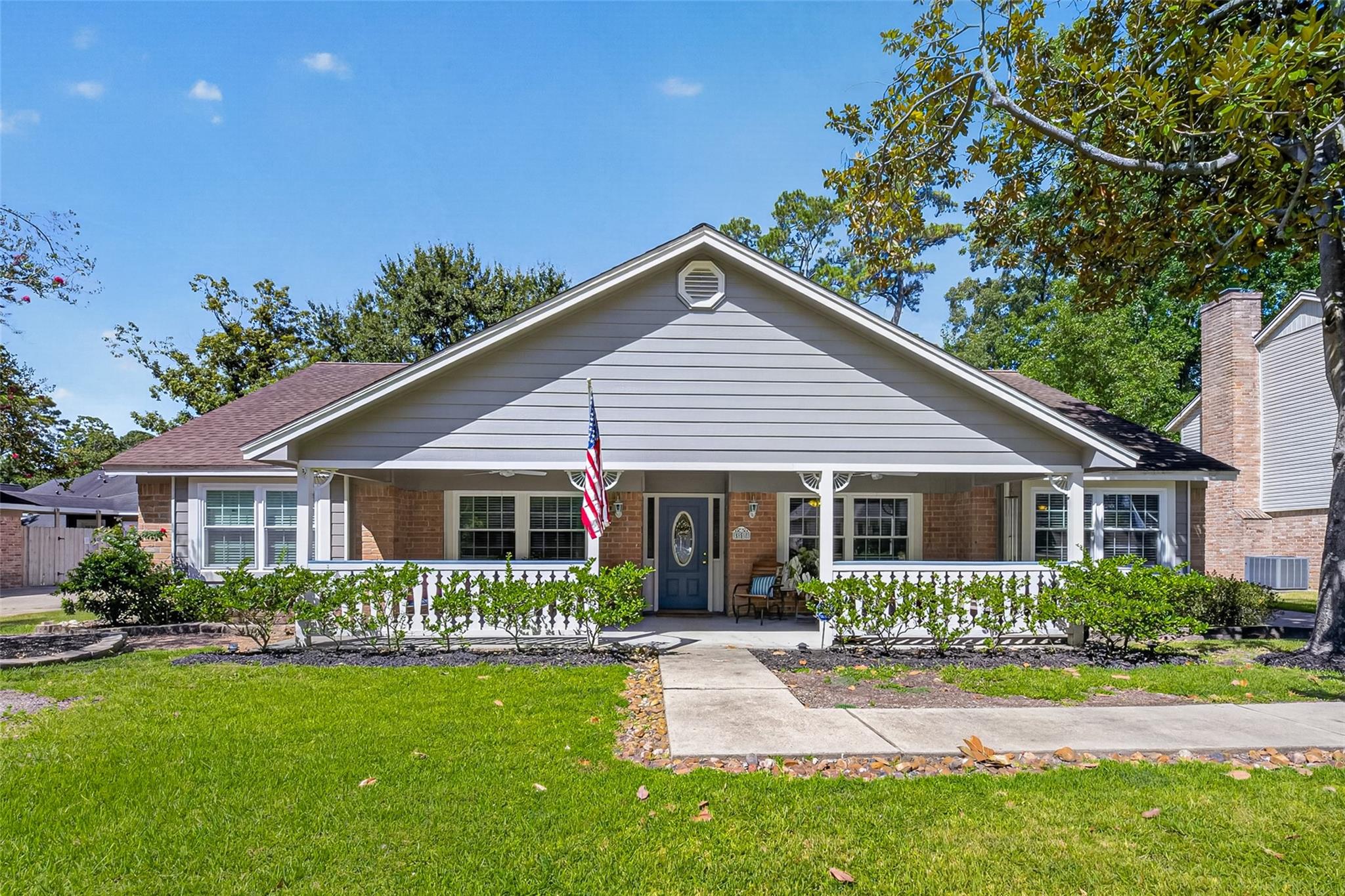 558 Landfall Lane