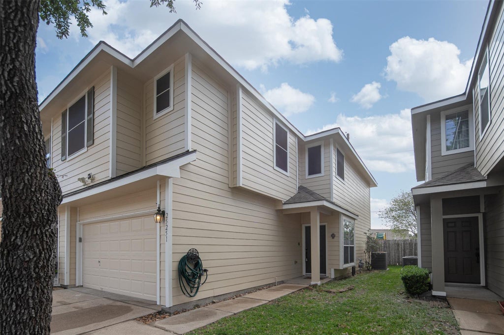 Photo of 25251 Boulder Bend Lane, Katy, TX 77494 (MLS # 52597114)