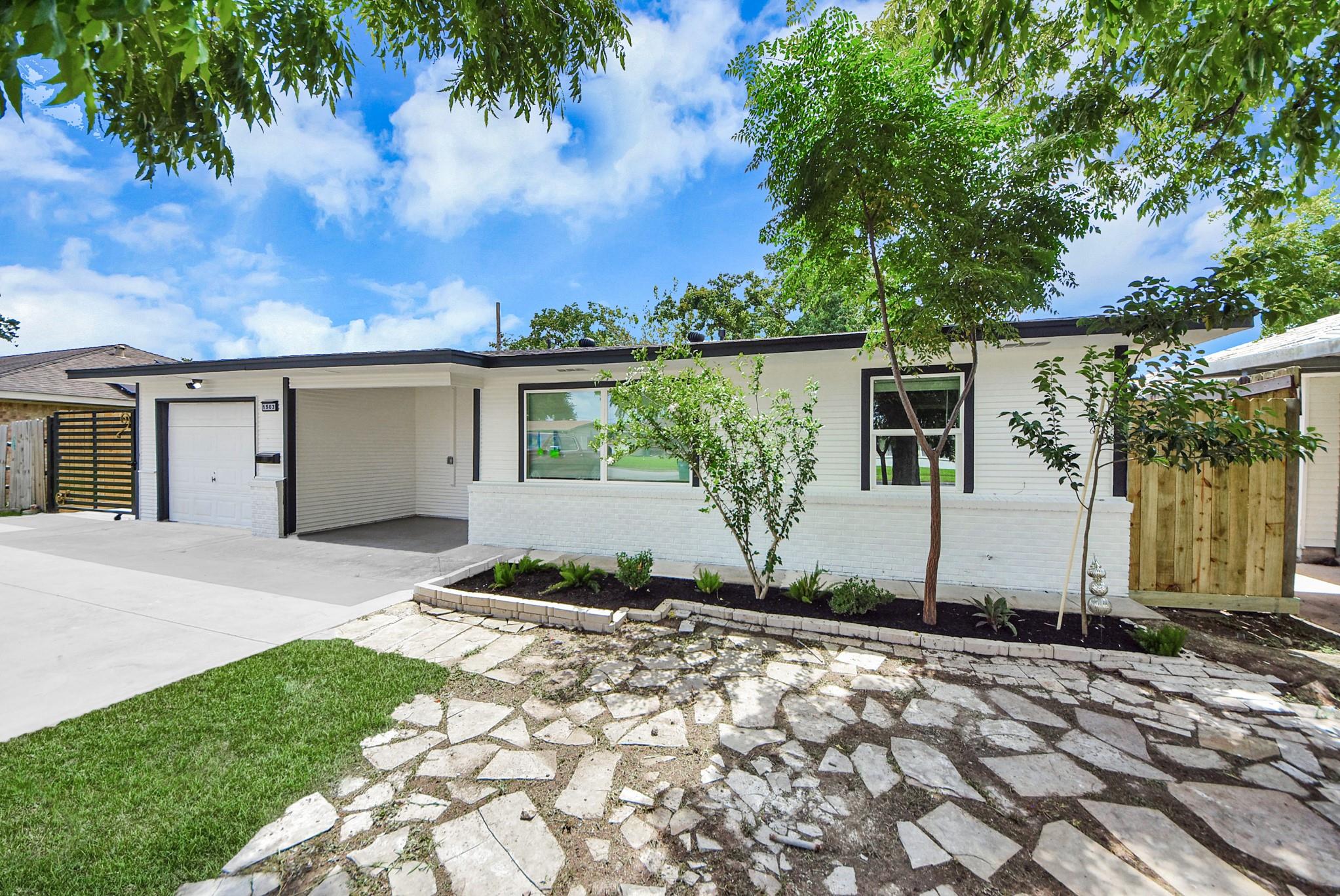 1503 Locklaine Drive