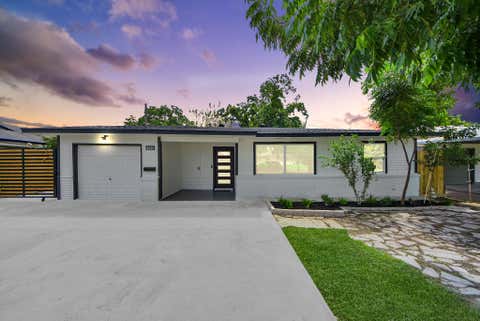 Photo of 1503 Locklaine Drive, Pasadena, TX 77502 (MLS # 90839331)