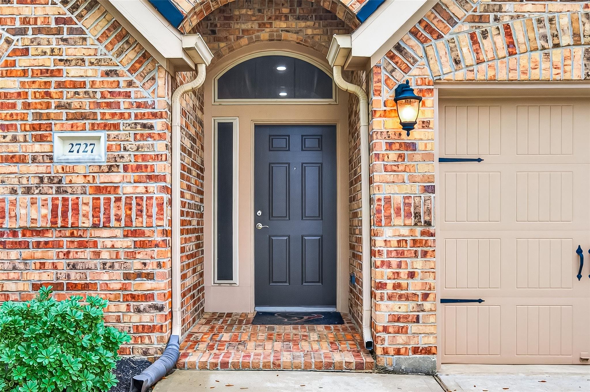 2727 Driftwood Bend Drive