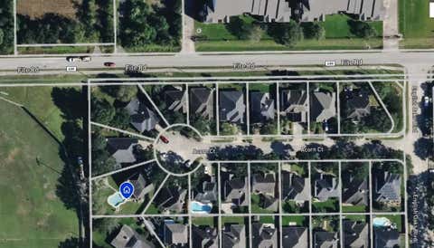 Homes For Sale - 6510 Acorn Court<br/> Pearland, TX 77584