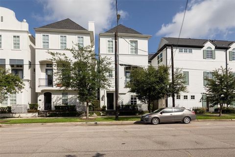 Photo of 2318 Hutchins Street, Houston, TX 77004 (MLS # 5662618)