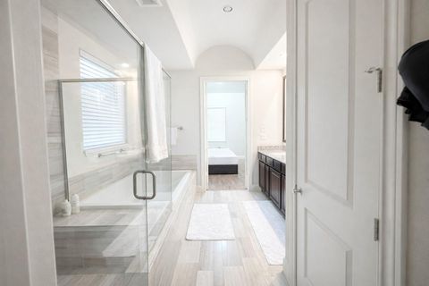 Tiny photo for 2318 Hutchins Street, Houston, TX 77004 (MLS # 5662618)