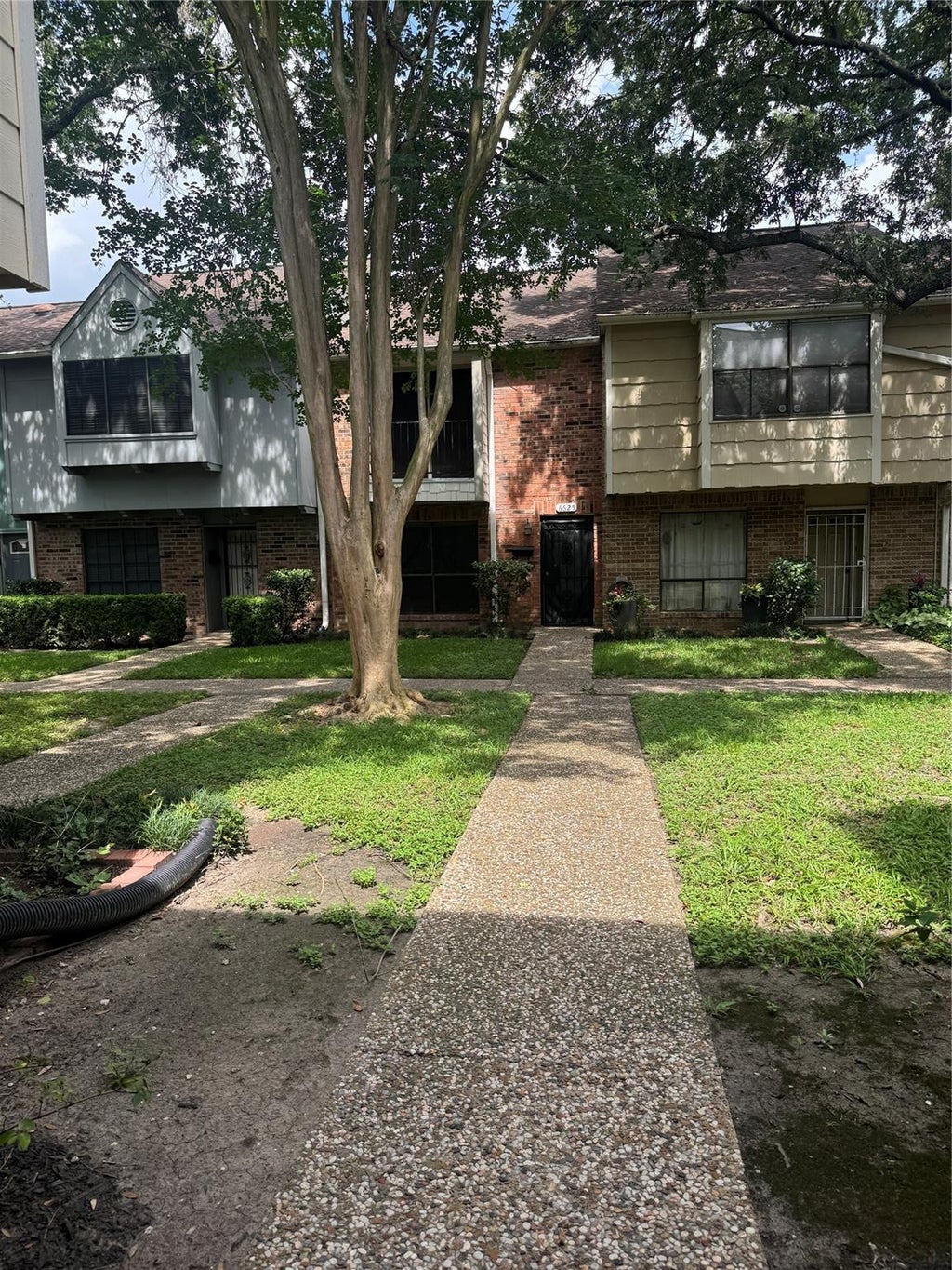 Photo of 6645 Wanda Lane, Houston, TX 77074 (MLS # 97782219)