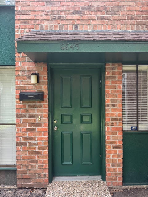 Photo of 6645 Wanda Lane, Houston, TX 77074 (MLS # 97782219)