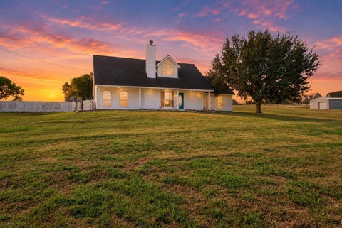 Photo of 2201 Bluebonnet Boulevard Blvd, Brenham, TX 77833 (MLS # 49100297)