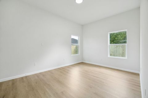 Tiny photo for 301 Cartersville Street #B, Houston, TX 77029 (MLS # 70125095)
