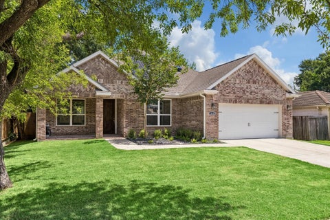 Photo of 3810 Saratoga Drive, Houston, TX 77088 (MLS # 10603445)