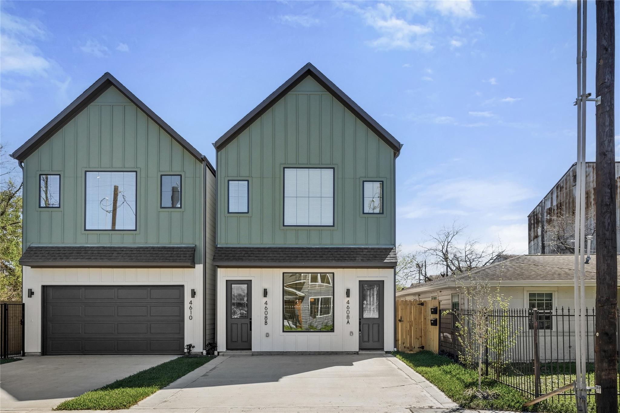 4608 Gunter Street A/B
