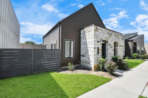 Photo of 23823 Cumberland Ridge Drive #305, Houston, TX 77447 (MLS # 26276815)