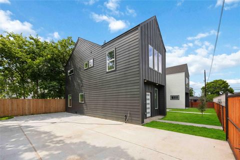 Photo of 4562 Teton Street #A-D, Houston, TX 77051 (MLS # 90698825)