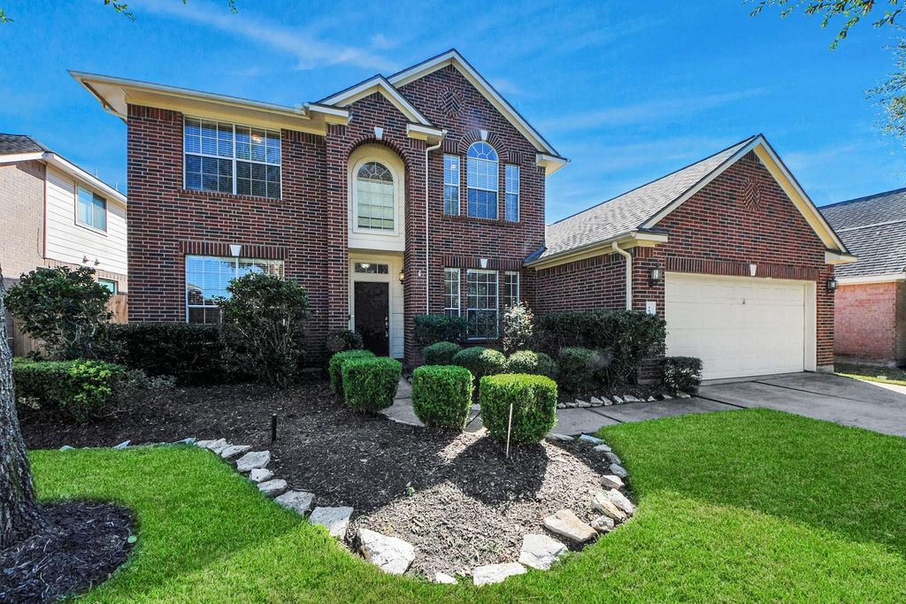 Photo of 1631 Mustang Crossing, Missouri City, TX 77459 (MLS # 33552833)