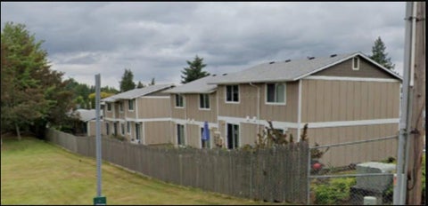 Condo For Rent - 2107 N Laventure Rd Rd<br/> Mount Vernon, WA 98273