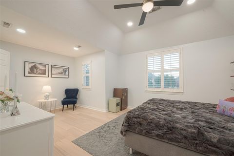 Tiny photo for 13907 Marble Creek Court, Houston, TX 77077 (MLS # 90761135)