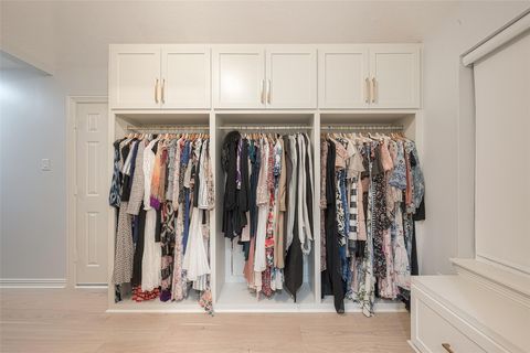 Tiny photo for 13907 Marble Creek Court, Houston, TX 77077 (MLS # 90761135)