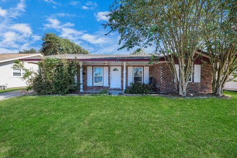 Photo of 2610 Pine Street, Galveston, TX 77551 (MLS # 97134448)