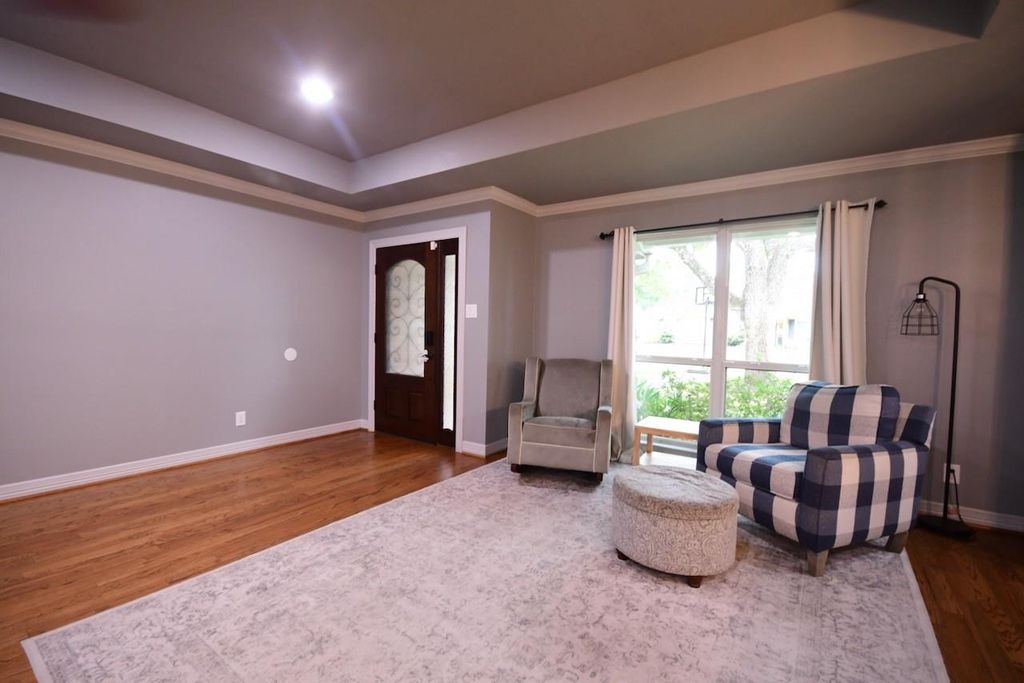 Photo of 6230 Queensloch Drive, Houston, TX 77096 (MLS # 31813122)