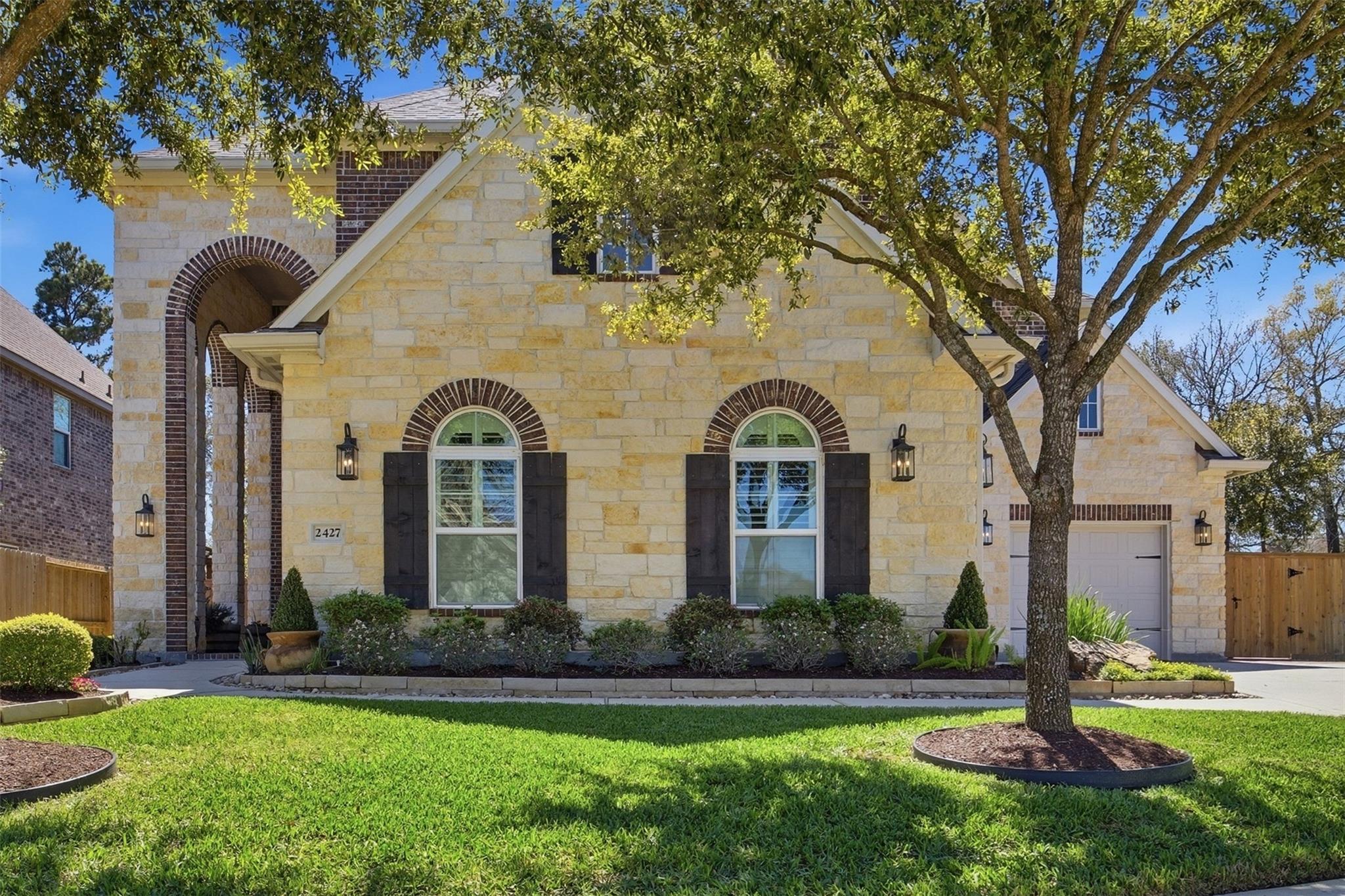 2427 Anderson Point Lane